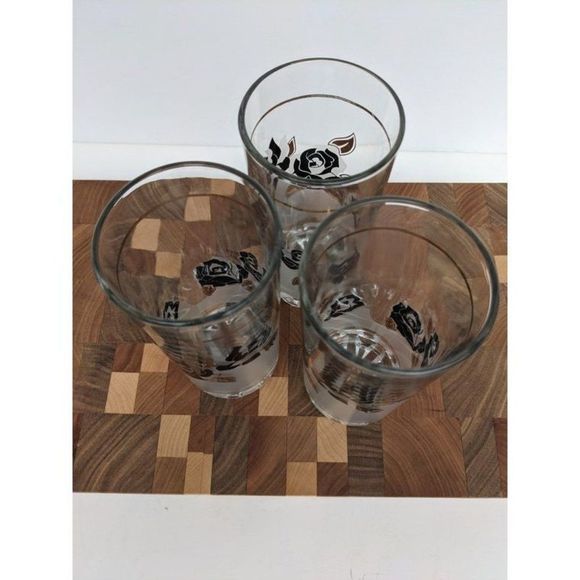 Vintage cocktail glass Black and Gold roses barware, Japanese Glassware set - Picture 6 of 7